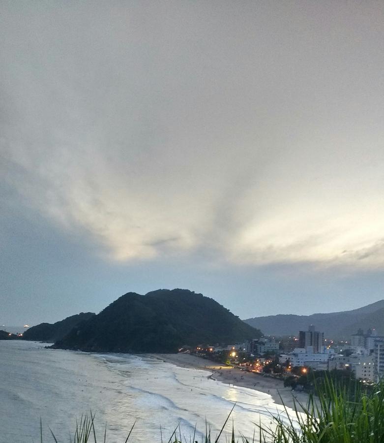 Relaxe nas melhores praias do Guarujá. Exterior foto